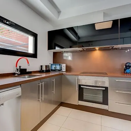 Tajinaste * Адехе