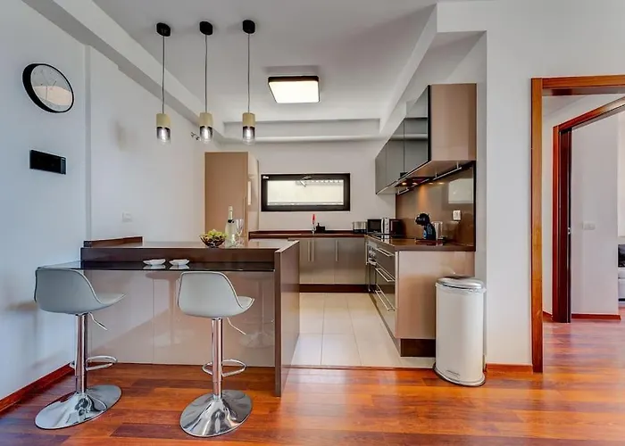 Tajinaste * Адехе