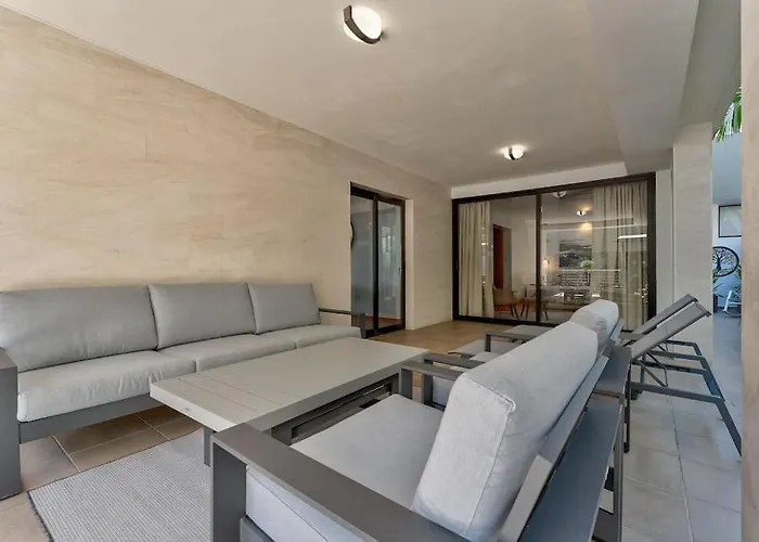 Tajinaste Адехе