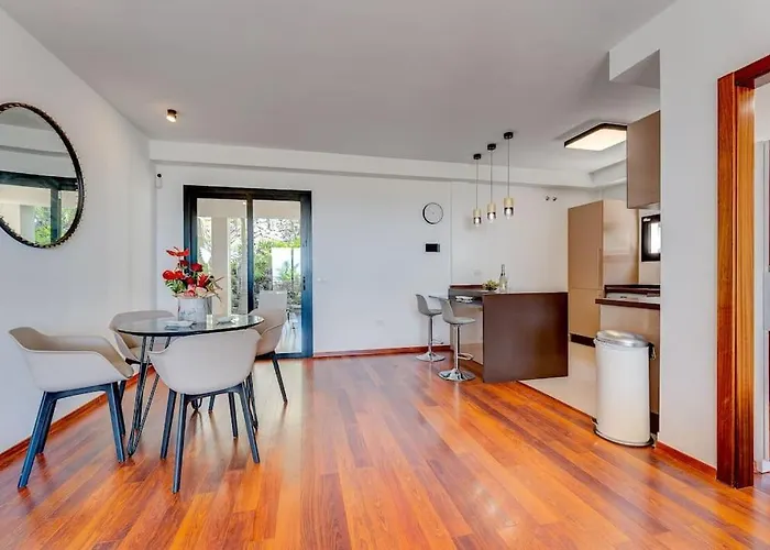 Вілла Tajinaste Адехе