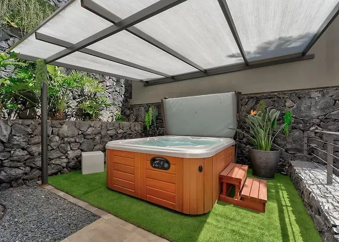 Tajinaste Costa Adeje (Tenerife)